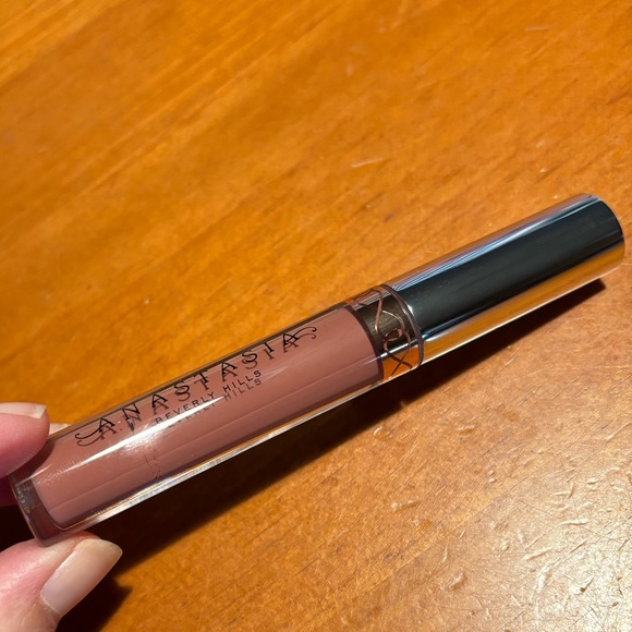 Anastasia Beverly Hills Lip Gloss Kristen - Picture 4 of 13